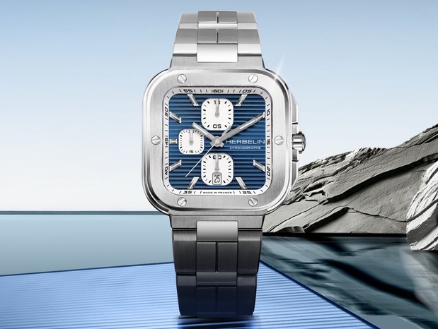 Herbelin Cap Camarat Square Chronographe : montre à la forme très tendance Herbelin Cap Camarat Square Chronographe : montre à la forme très tendance
