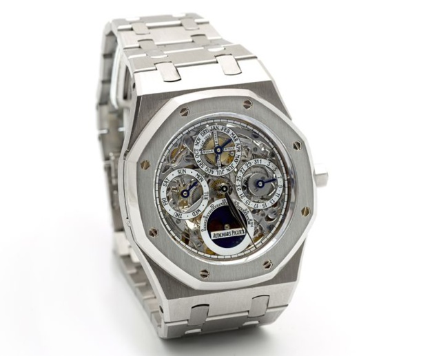 Cornette de Saint-Cyr : belle vente de montres "new old stock" Cornette de Saint-Cyr : belle vente de montres "new old stock"