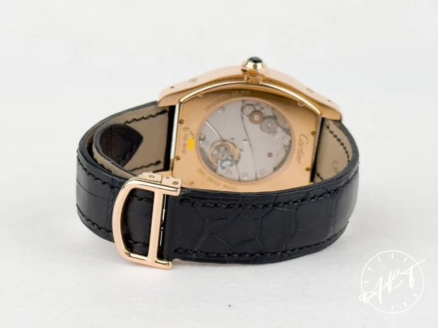 Une splendide Cartier Tortue XL Day & Night (CPCP) sur Artwatches.com Une splendide Cartier Tortue XL Day & Night (CPCP) sur Artwatches.com