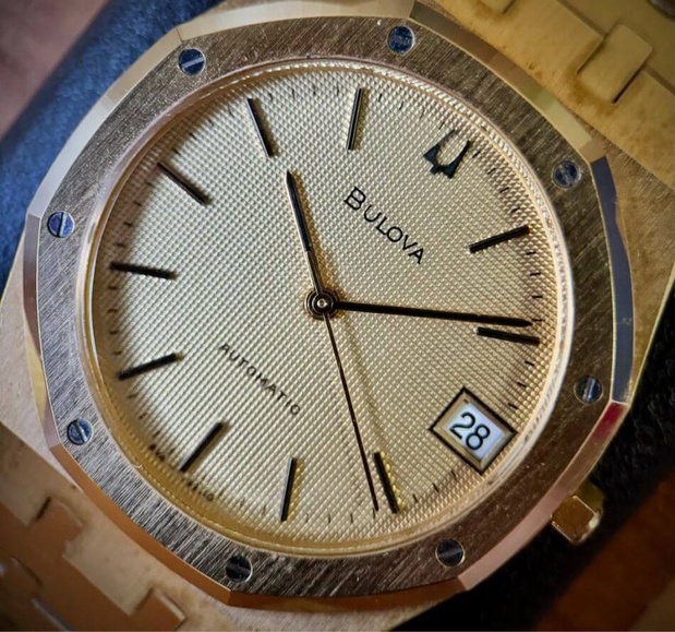 La Royal Oak de chez Bulova... La Royal Oak de chez Bulova...
