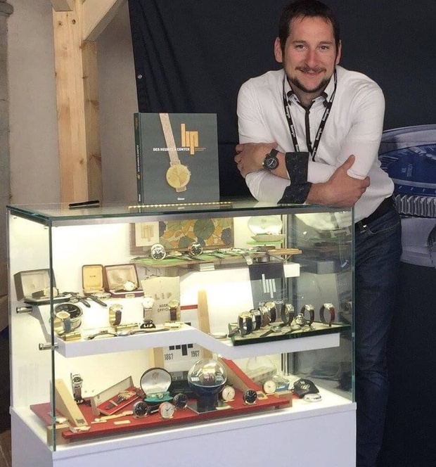 Pierre-Alain Bérard, PDG de LIP revient en cinq questions sur le fameux modèle T18, dit la "Churchill" Pierre-Alain Bérard, PDG de LIP revient en cinq questions sur le fameux modèle T18, dit la "Churchill"