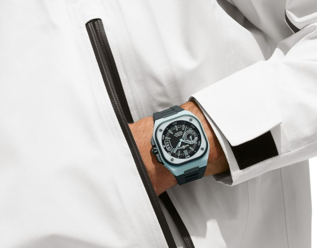 Bell & Ross BR-X5 Blue Lum : toute la magie de la lumière bleue Bell & Ross BR-X5 Blue Lum : toute la magie de la lumière bleue