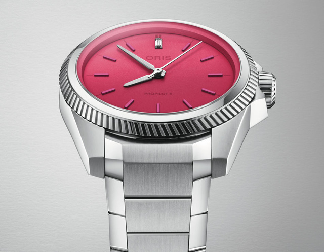 Oris Propilot X Miss Piggy : montre cochonne Oris Propilot X Miss Piggy : montre cochonne