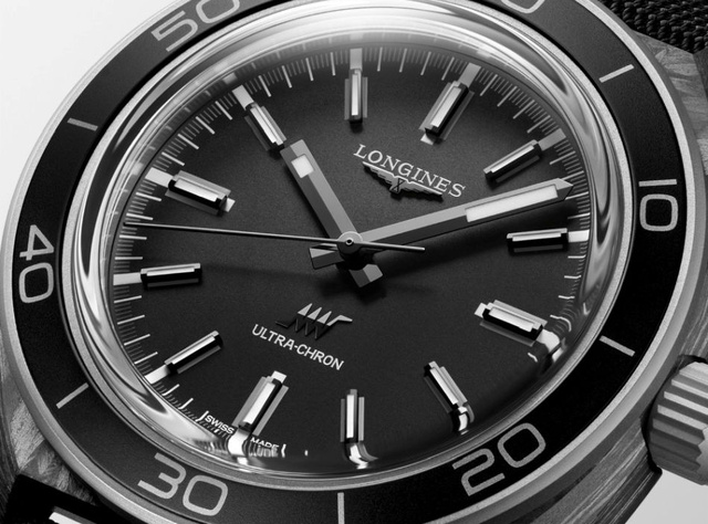 Longines Ultra-Chron : une montre d'avant-garde en carbone forgé Longines Ultra-Chron : une montre d'avant-garde en carbone forgé