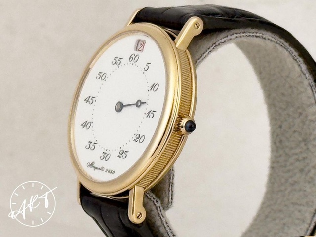 Une splendide Breguet 3420 à heures sautantes sur le site Artwatches.com Une splendide Breguet 3420 à heures sautantes sur le site Artwatches.com
