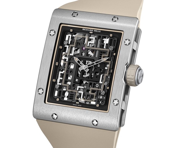 Richard Mille RM 16-02 Automatique Extraplate : temps dédaléen Richard Mille RM 16-02 Automatique Extraplate : temps dédaléen