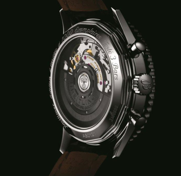 Breitling Navitimer 01 Stratos : mille exemplaires Breitling Navitimer 01 Stratos : mille exemplaires