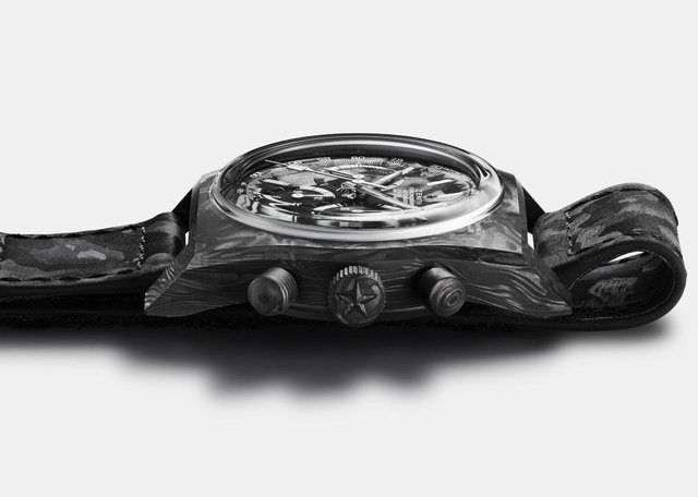 Zenith Chronomaster Revival A3818 Cover Girl Carbon : 3 séries limitées avec Revolution Zenith Chronomaster Revival A3818 Cover Girl Carbon : 3 séries limitées avec Revolution