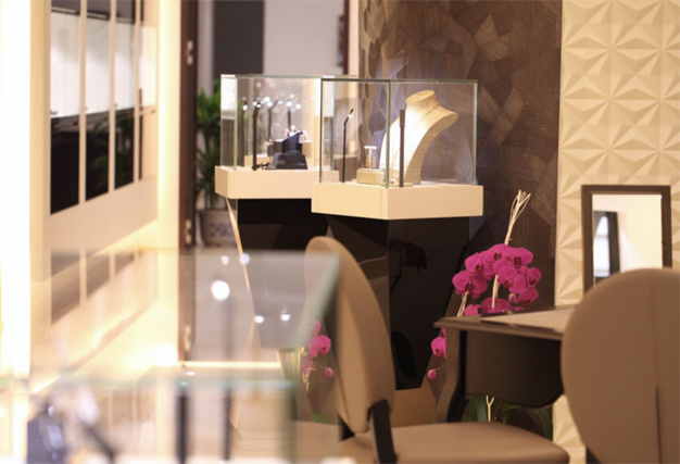 Hu Horlogerie : très belle nouvelle adresse horlogère à Paris