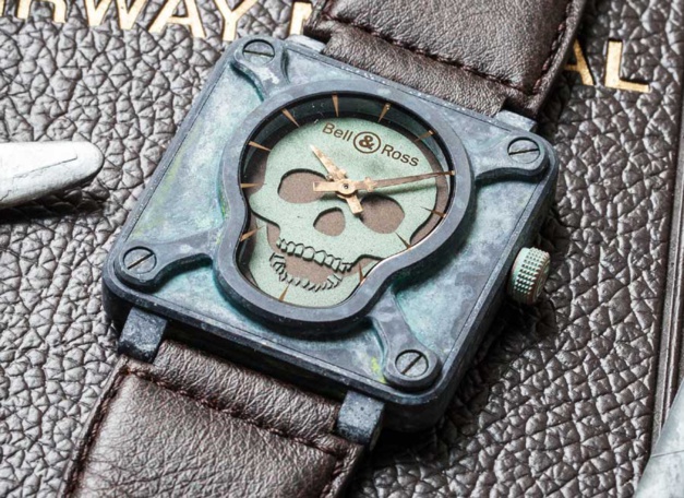 Chronopassion : série limitée BR01 Skull Patine 1120 de 50 exemplaires Chronopassion : série limitée BR01 Skull Patine 1120 de 50 exemplaires