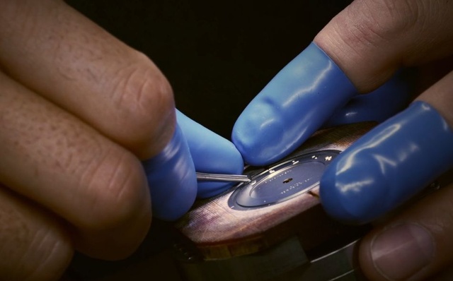 Naoya Hida : tout le charme de l'horlogerie classique japonaise ! Naoya Hida : tout le charme de l'horlogerie classique japonaise !