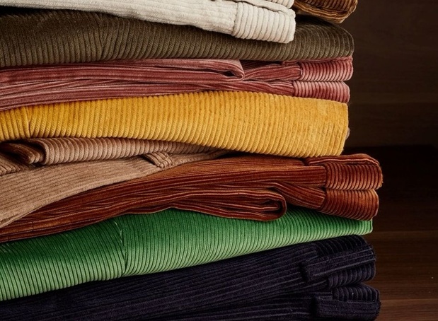 Les étoffes du vestiaire masculin : le corduroy et le velours côtelé Les étoffes du vestiaire masculin : le corduroy et le velours côtelé