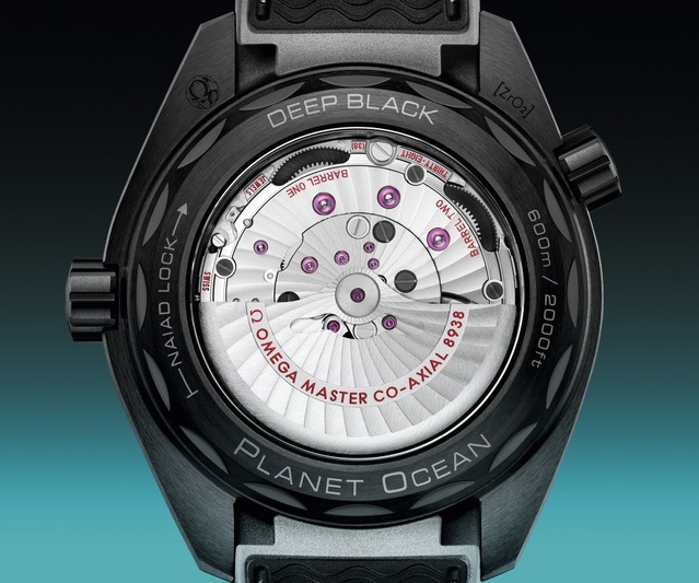 Omega Seamaster Aqua Terra Worldtimer : deux nouveautés en céramique noire pour découvrir la planète et ses océans Omega Seamaster Aqua Terra Worldtimer : deux nouveautés en céramique noire pour découvrir la planète et ses océans