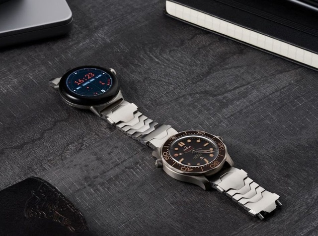 Smartlet : le bracelet-montre en acier qui réconcilie montres de luxe et appareils connectés Smartlet : le bracelet-montre en acier qui réconcilie montres de luxe et appareils connectés