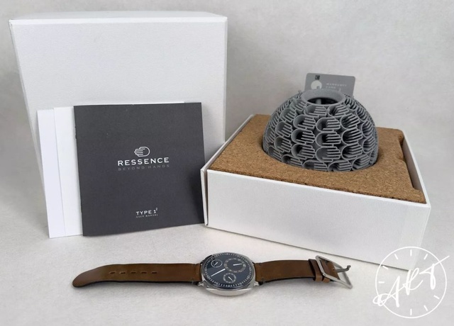 Une très rare Ressence edition limitée Cronotempvs vendue sur le site Artwatches.com Une très rare Ressence edition limitée Cronotempvs vendue sur le site Artwatches.com