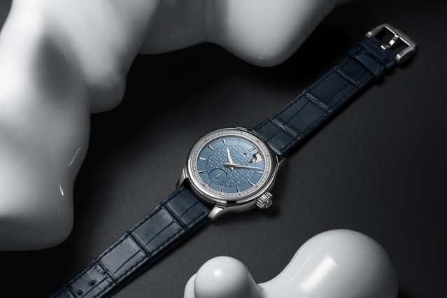 Bucherer Exclusive L.U.C Strike One de Chopard : sonnerie au passage en Lucent Steel ! Bucherer Exclusive L.U.C Strike One de Chopard : sonnerie au passage en Lucent Steel !