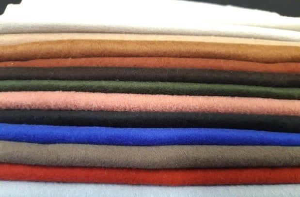 Les étoffes du vestiaire masculin : la moleskine Les étoffes du vestiaire masculin : la moleskine