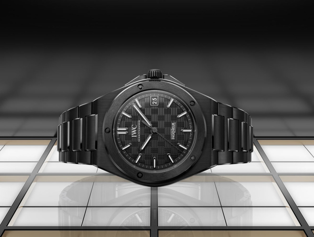 IWC Ingenieur Automatic 42 en céramique noire : des plus réussies IWC Ingenieur Automatic 42 en céramique noire : des plus réussies