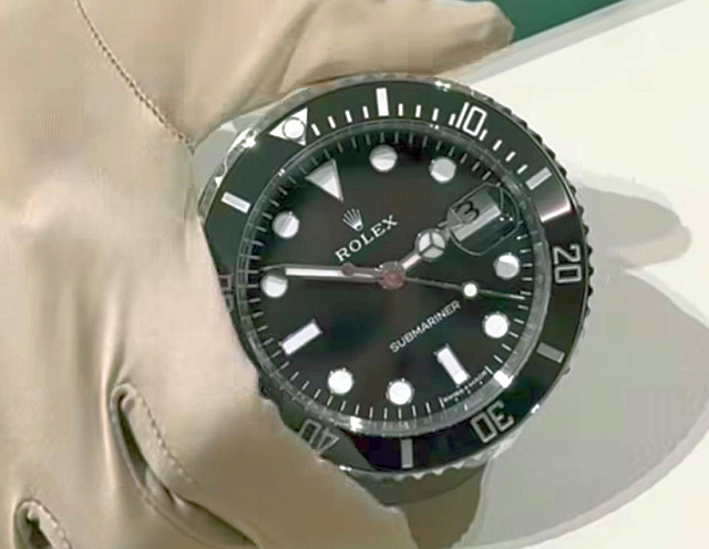 Rolex Submariner : une horloge de table à quartz à plus de 9.000 euros Rolex Submariner : une horloge de table à quartz à plus de 9.000 euros