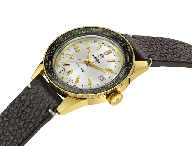 Rado Captain Cook Over-Pole : voyageuse vintage Rado Captain Cook Over-Pole : voyageuse vintage