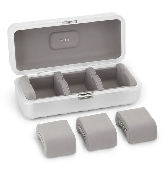 Tumi : le coffret 3 montres de la collection 19 Degree Aluminium Tumi : le coffret 3 montres de la collection 19 Degree Aluminium