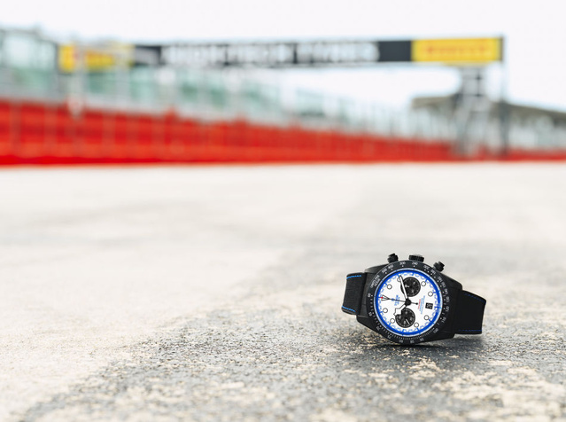 Tudor Black Bay Chrono Carbon 25 : 2025 exemplaires uniquement