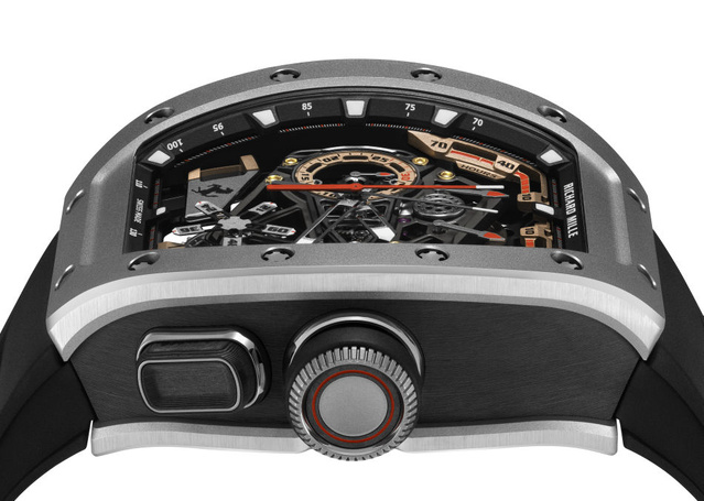 Richard Mille RM 43-01 Tourbillon chronographe rattrapante : deux pièces d'exception avec Ferrari