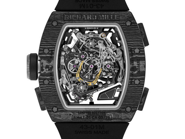 Richard Mille RM 43-01 Tourbillon chronographe rattrapante : deux pièces d'exception avec Ferrari
