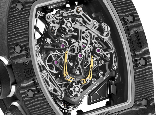 Richard Mille RM 43-01 Tourbillon chronographe rattrapante : deux pièces d'exception avec Ferrari