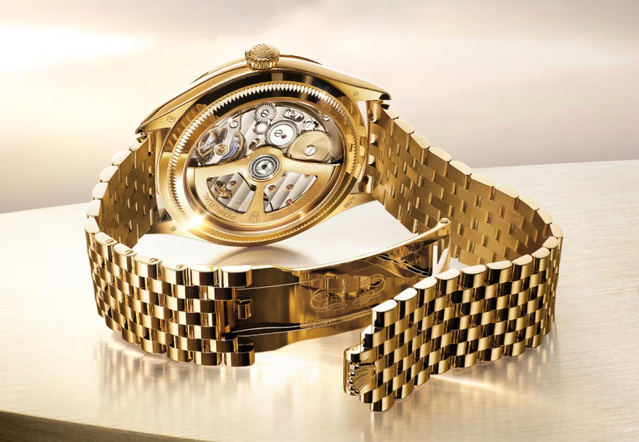 Rolex 1908 : nouvelle version or jaune avec bracelet or jaune Settimo