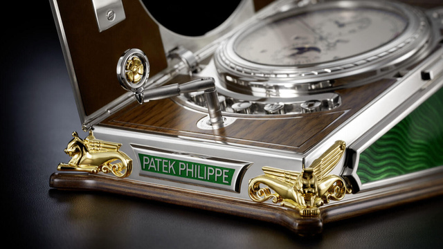Patek Philippe : une pendulette de bureau dotée d'un tout nouveau calibre hautes performances
