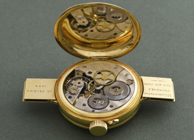 Une montre de pilote Angle Horaire en or en vente à Bordeaux le 22 juin prochain Une montre de pilote Angle Horaire en or en vente à Bordeaux le 22 juin prochain