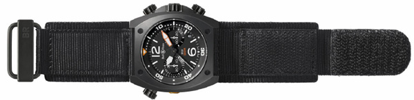 Instrument BR02 : la plongeuse Bell & Ross devient chronographe Instrument BR02 : la plongeuse Bell & Ross devient chronographe