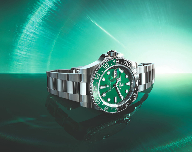 Rolex GMT Master II : or gris, destro et un tout premier cadran en céramique