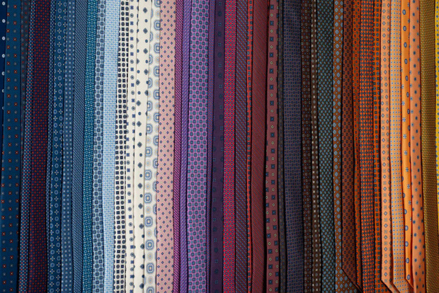 Thuillier Paris : des cravates "made in Paris" réalisées par un véritable tailleur !