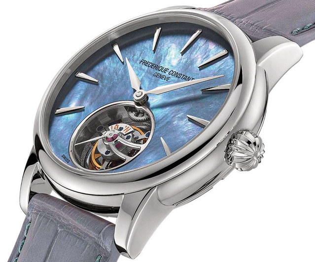 Frédérique Constant : un tourbillon en or blanc avec un cadran bleu en nacre