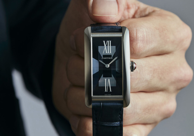 Cartier : une Tank Américaine en platine en édition limitée spéciale Europe à 120 exemplaires