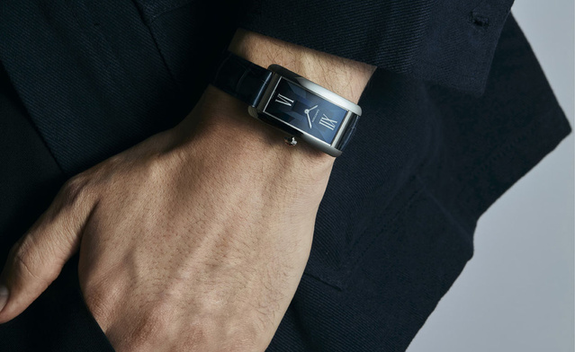 Cartier : une Tank Américaine en platine en édition limitée spéciale Europe à 120 exemplaires