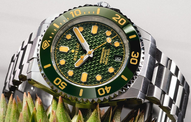 Revelot Hexmariner 39 Durian : une montre dédiée au Roi des Fruits en Asie