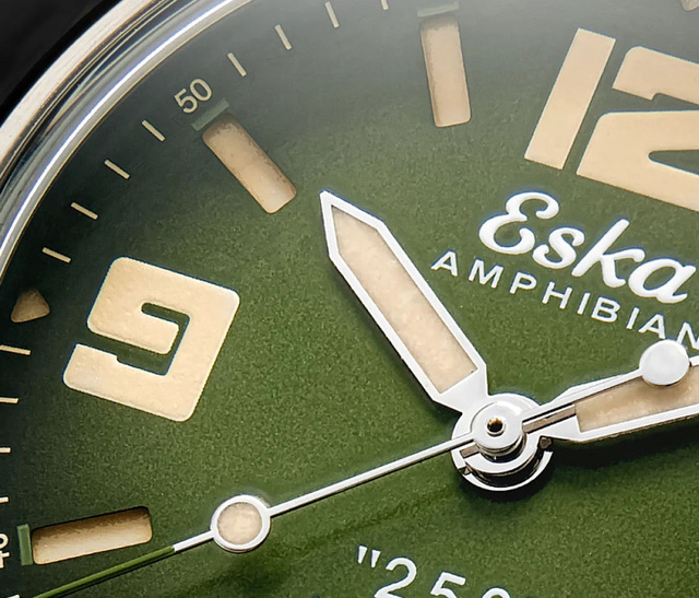 Eska Amphibian "250" Green Turtle : nouvelle série limitée à 136 exemplaires avec cadran vert fumé Eska Amphibian "250" Green Turtle : nouvelle série limitée à 136 exemplaires avec cadran vert fumé