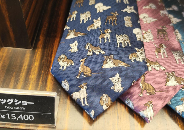 Taya Ginza : des cravates et une adresse plus que centenaire en plein coeur de Tokyo Taya Ginza : des cravates et une adresse plus que centenaire en plein coeur de Tokyo