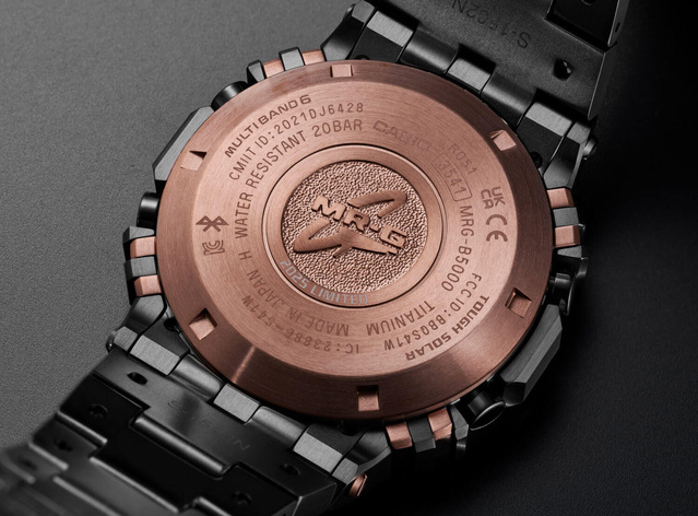 G-SHOCK MRG-B5000HT : la technique du martelage tsuiki à l'honneur
