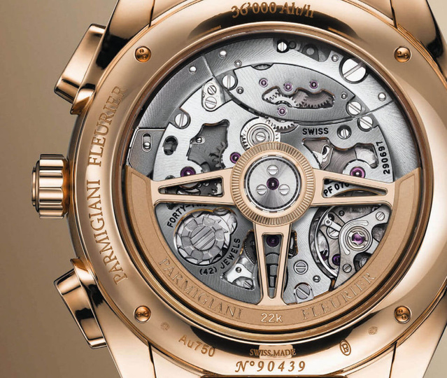 Tonda PF Sport Chronographe or rose "sandstone" : l'été en pente douce