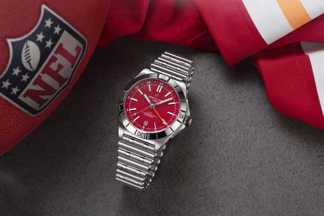 Breitling Chronomat Automatic GMT 40 NFL Team Editions