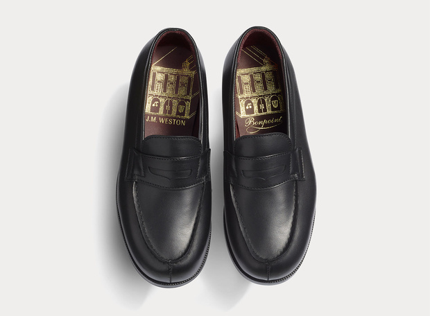 JM Weston et Bonpoint réinventent le fameux mocassion 180 en version enfants JM Weston et Bonpoint réinventent le fameux mocassion 180 en version enfants