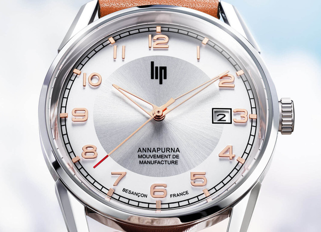 La montre de ville Annapurna embarque le calibre R26 "maison" de chez LIP : chic et classique