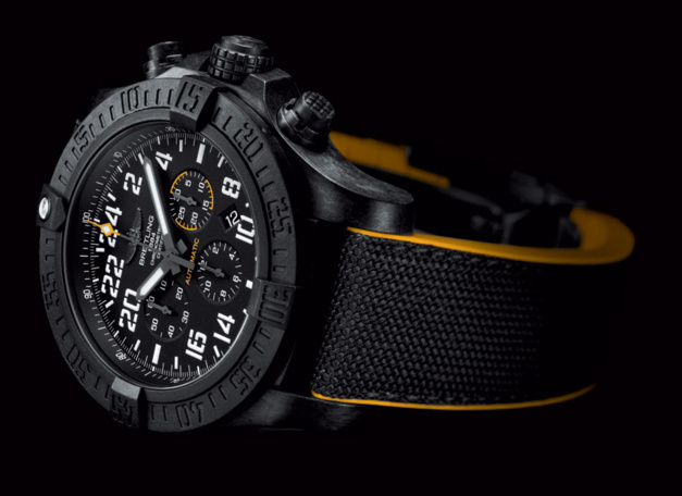 Breitling Avenger Hurricane : Breitlight, le garde-temps géant ultralight Breitling Avenger Hurricane : Breitlight, le garde-temps géant ultralight