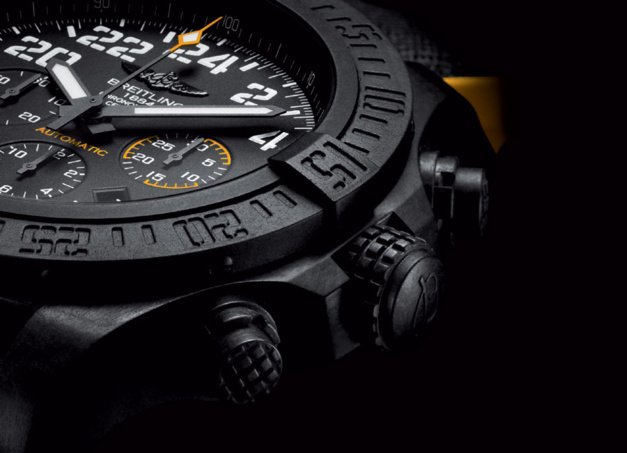 Breitling Avenger Hurricane : Breitlight, le garde-temps géant ultralight Breitling Avenger Hurricane : Breitlight, le garde-temps géant ultralight