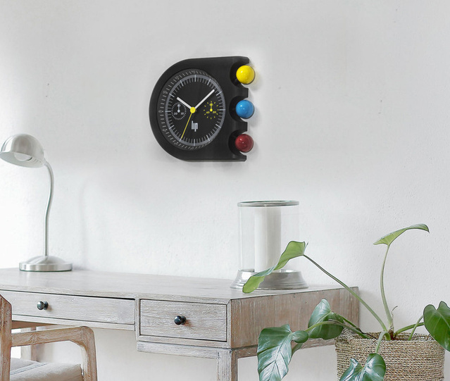 LIP, l'horloge murale Mach 2000 : icône au mur LIP, l'horloge murale Mach 2000 : icône au mur