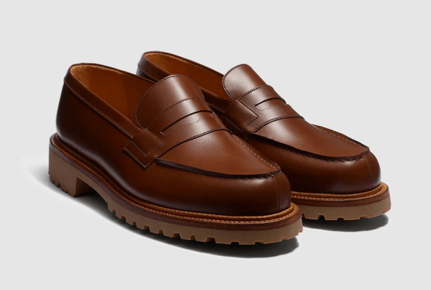 Photo J.M. Weston Photo J.M. Weston